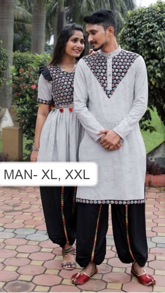 DHOLIDA COUPLE BY ARYA DRESS MAKER KHADI COTTON WORK NAVRATRI KEDIYAS