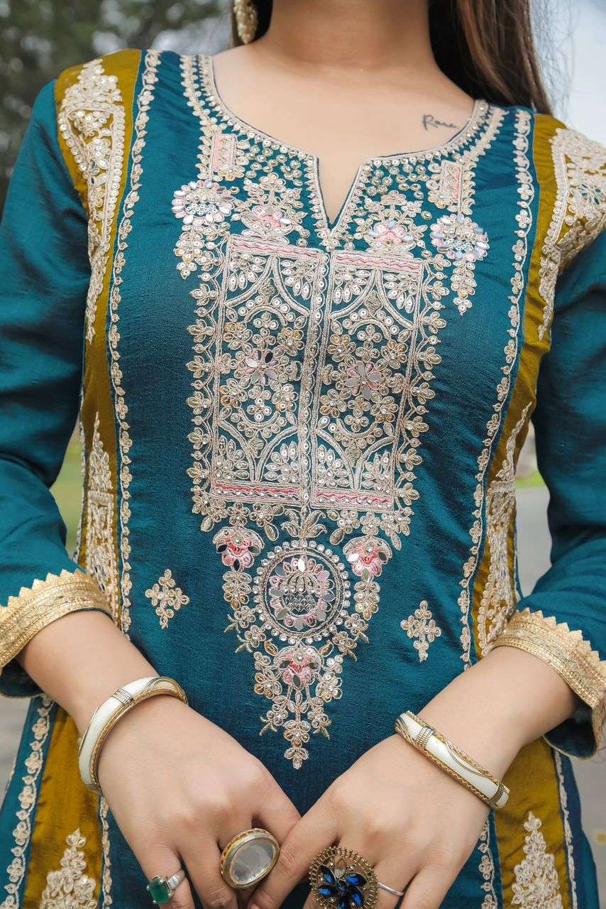 FIZA 7042 & 7043 BY ADANS LIBAS PREMIUM SILK HEAVY EMROIDERY WORK PAKISTANI DRESSES
